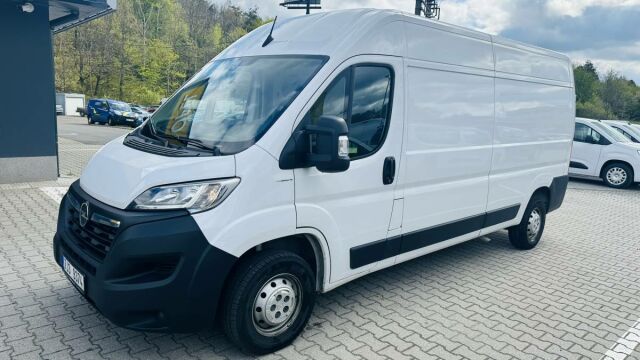 Opel Movano